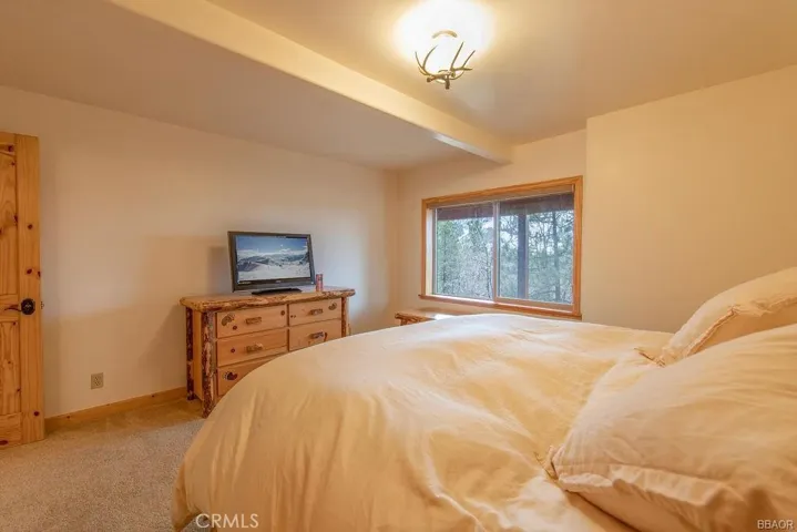 43478 Sheephorn Road, Big Bear Lake, California 92315