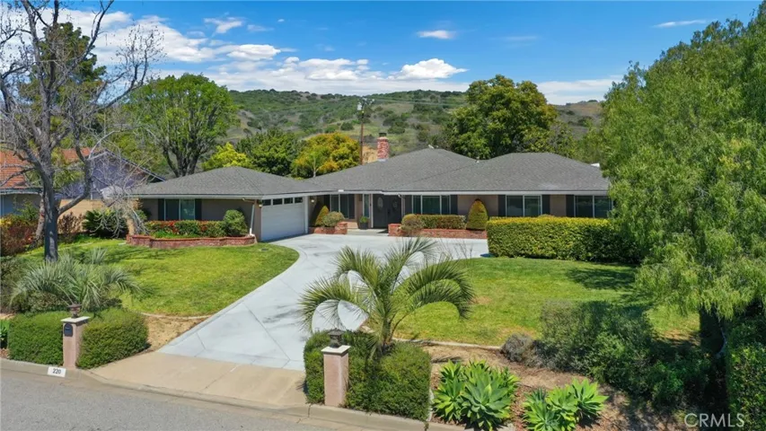 220 Copa De Oro Drive, Brea, California 92823