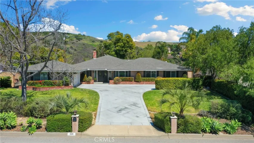 220 Copa De Oro Drive, Brea, California 92823