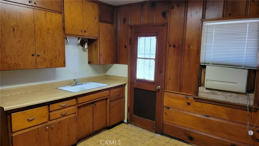 799 E 7th, Upland, California 91786