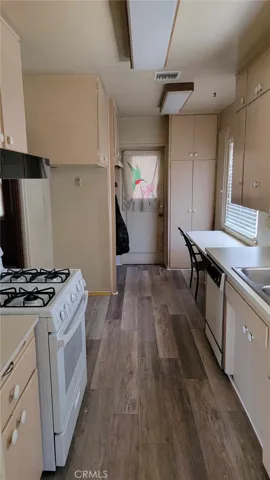 799 E 7th, Upland, California 91786