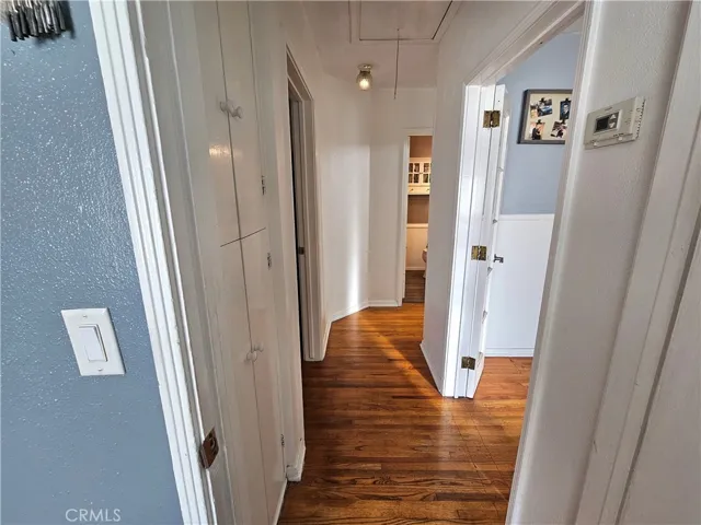 8360 Quartz Avenue, Winnetka, California 91306