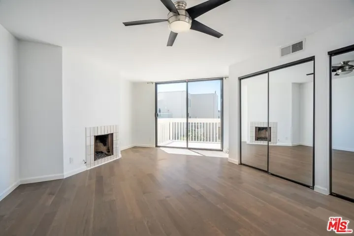 7301 Vista Del Mar B105, Playa Del Rey, California 90293