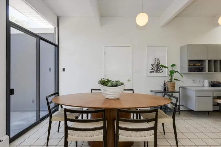 4171 Dake Avenue, Palo Alto, California 94306