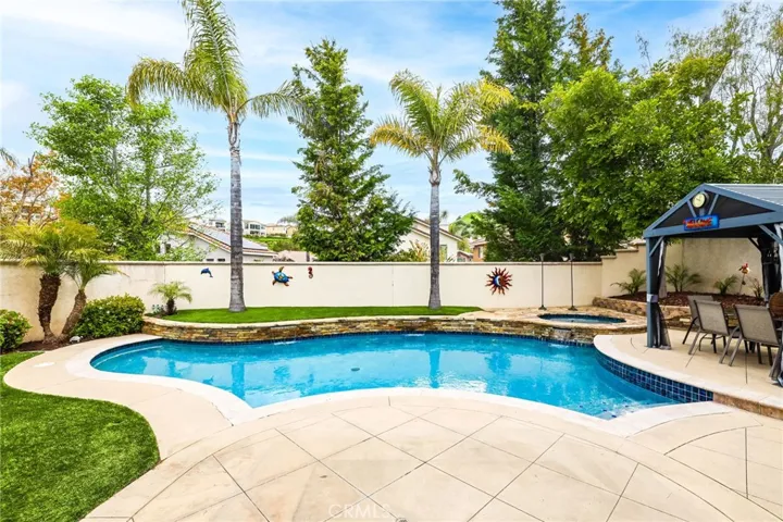 13 Riverview, Trabuco Canyon, California 92679