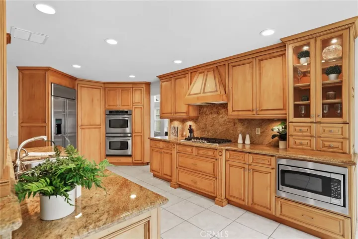 13 Riverview, Trabuco Canyon, California 92679
