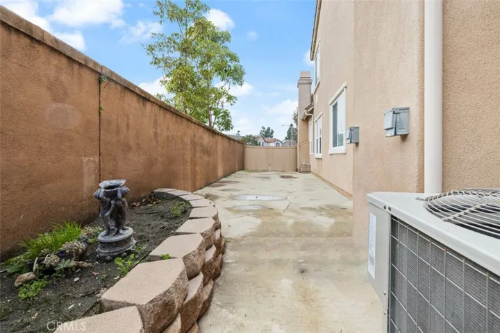 RV Parking/Side Yard