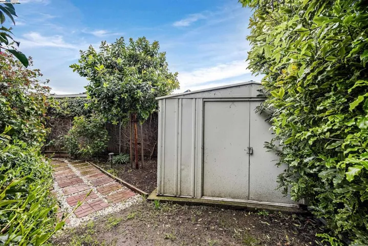 21165 Walker Ct, Castro Valley, California 94546