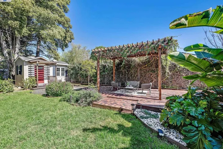 21165 Walker Ct, Castro Valley, California 94546