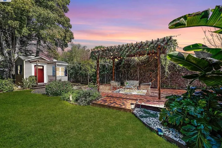 21165 Walker Ct, Castro Valley, California 94546