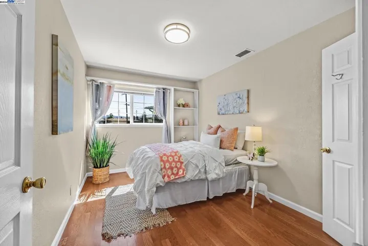 21165 Walker Ct, Castro Valley, California 94546