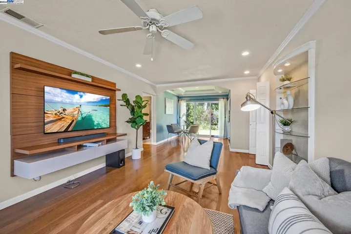21165 Walker Ct, Castro Valley, California 94546