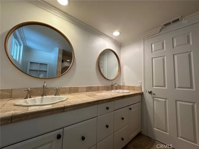 30222 Rainbow Crest Drive, Agoura Hills, California 91301