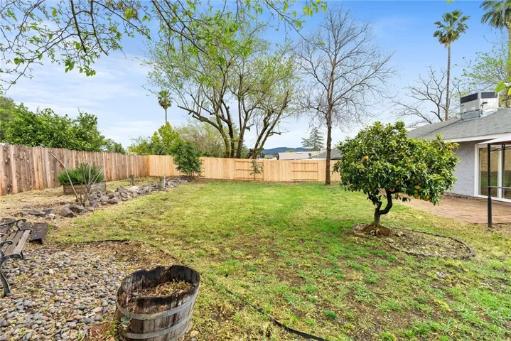 2286 Las Plumas Avenue, Oroville, California 95966