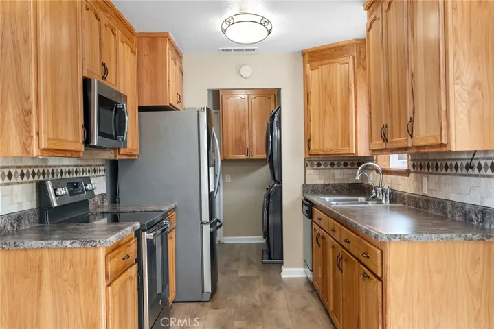 2286 Las Plumas Avenue, Oroville, California 95966