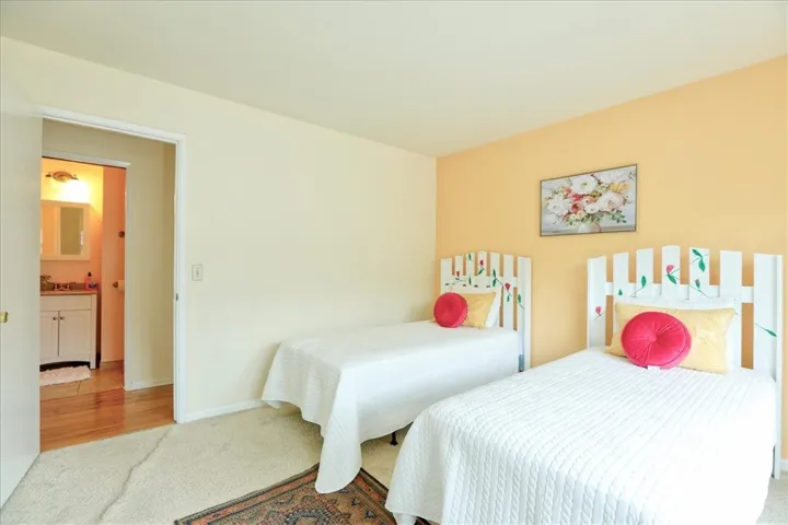 1961 Oxford Avenue, Cambria, California 93428