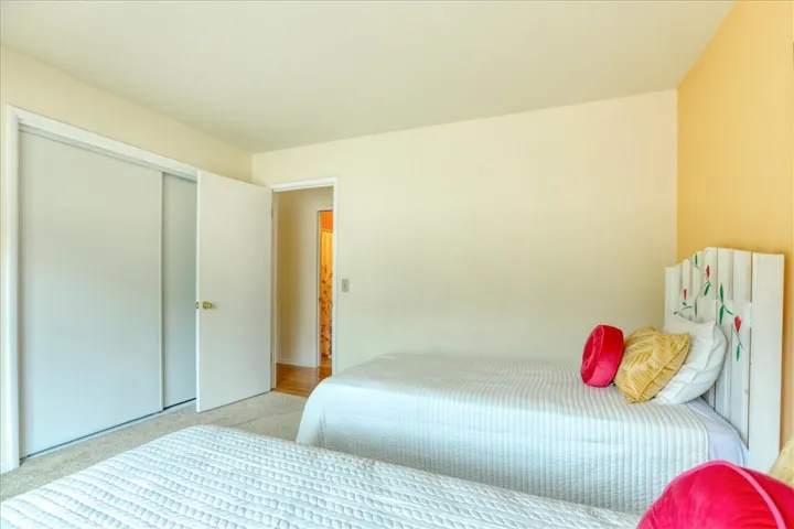 1961 Oxford Avenue, Cambria, California 93428