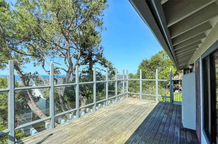 1961 Oxford Avenue, Cambria, California 93428