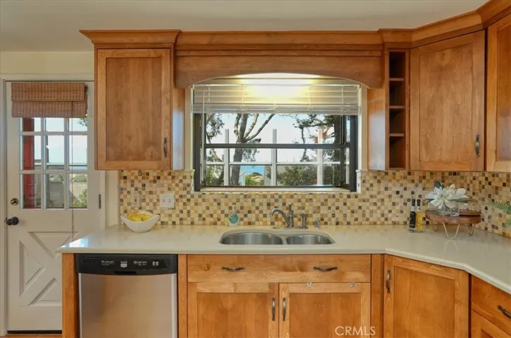 1961 Oxford Avenue, Cambria, California 93428