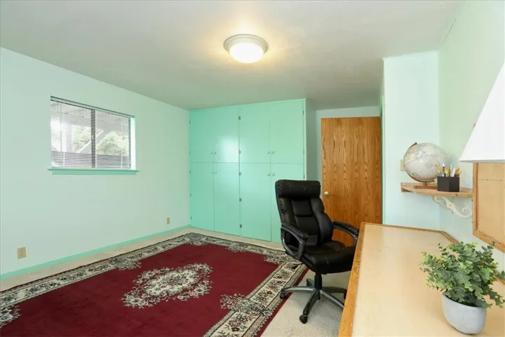 1961 Oxford Avenue, Cambria, California 93428