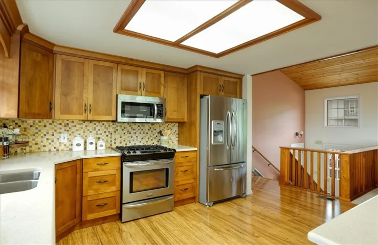 1961 Oxford Avenue, Cambria, California 93428