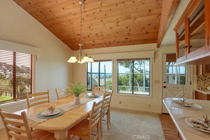 1961 Oxford Avenue, Cambria, California 93428