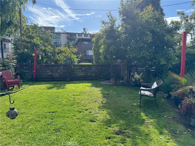 1937 Stanley Avenue, Signal Hill, California 90755