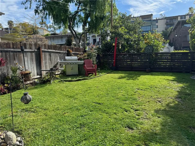 1937 Stanley Avenue, Signal Hill, California 90755