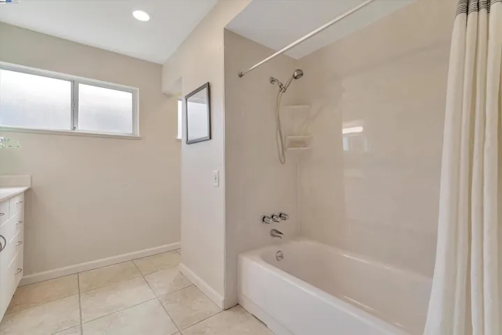 36121 Fanshawe Ct, Fremont, California 94536