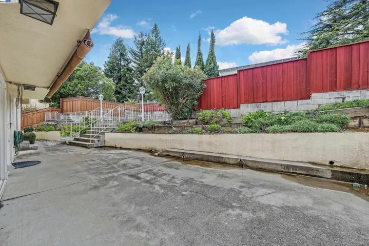 17641 Trenton Dr, Castro Valley, California 94546