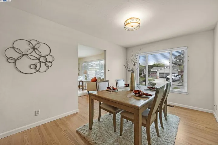 17641 Trenton Dr, Castro Valley, California 94546