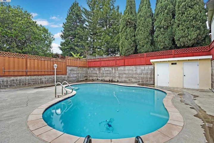 17641 Trenton Dr, Castro Valley, California 94546
