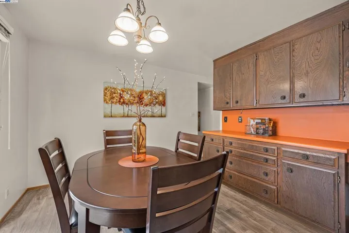 17641 Trenton Dr, Castro Valley, California 94546
