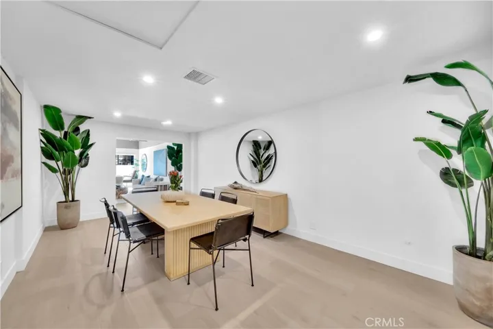 DOWNSTAIRS RETAIL SPACE WITH PRIVATE ENTRY