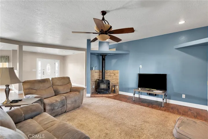 14921 Elderberry Drive, Oro Grande, California 92368