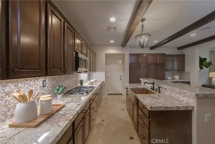65 Bedstraw Loop, Ladera Ranch, California 92694