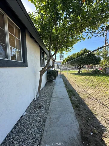 650 S 5th Street, Colton, California 92324