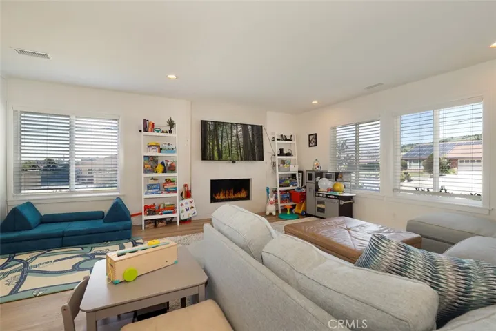 2712 Bowdoin Street, La Verne, California 91750