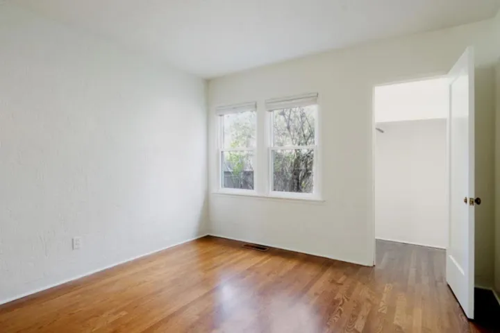325 Hawthorne Street, Salinas, California 93901