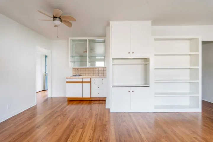 325 Hawthorne Street, Salinas, California 93901