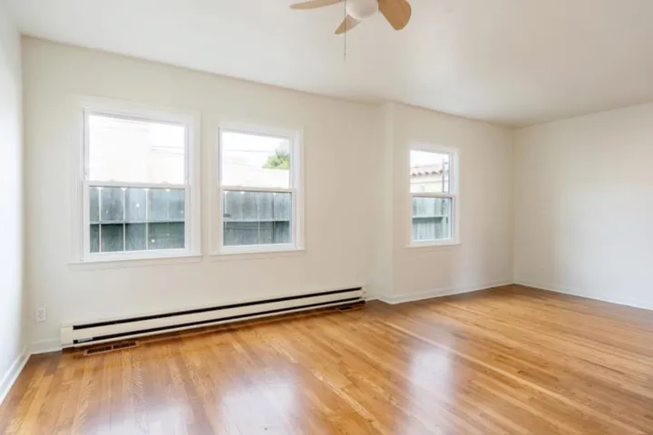 325 Hawthorne Street, Salinas, California 93901