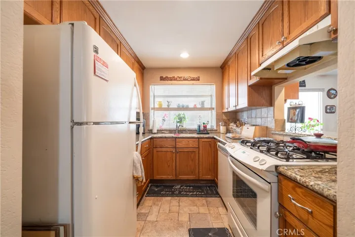 43485 30th Street W 4, Lancaster, California 93536