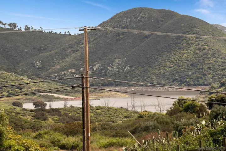 10038 Del Dios Highway, Escondido, California 92029