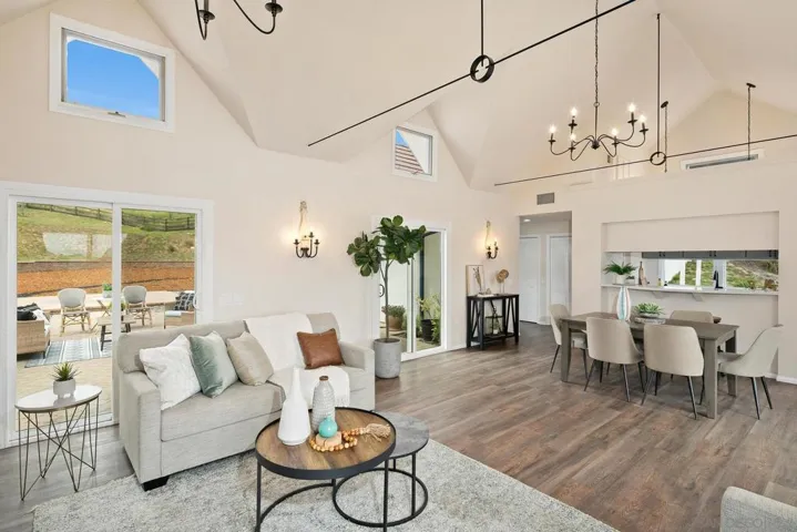 10038 Del Dios Highway, Escondido, California 92029