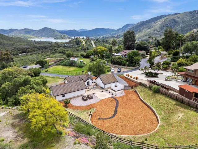 10038 Del Dios Highway, Escondido, California 92029