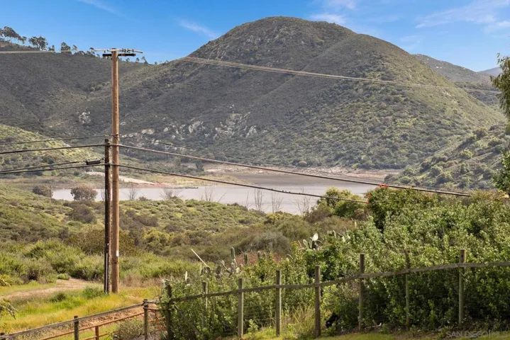 10038 Del Dios Highway, Escondido, California 92029