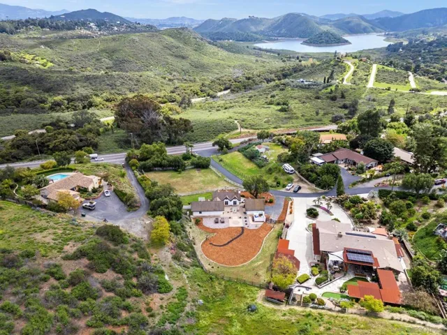10038 Del Dios Highway, Escondido, California 92029