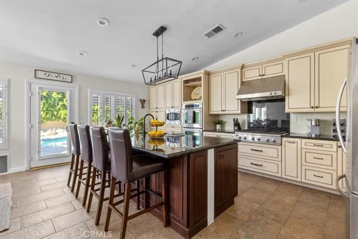 Large island makes your kitchen perfect for entertaining.