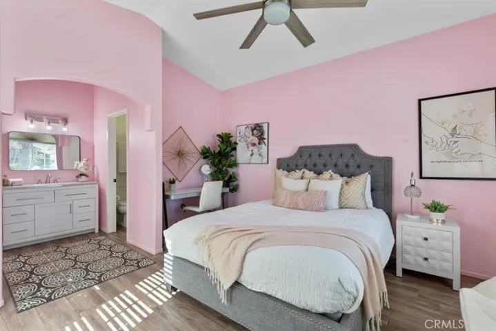 Welcome to the casita with a private entry, vaulted ceiling, ceiling fan, and private en suite.