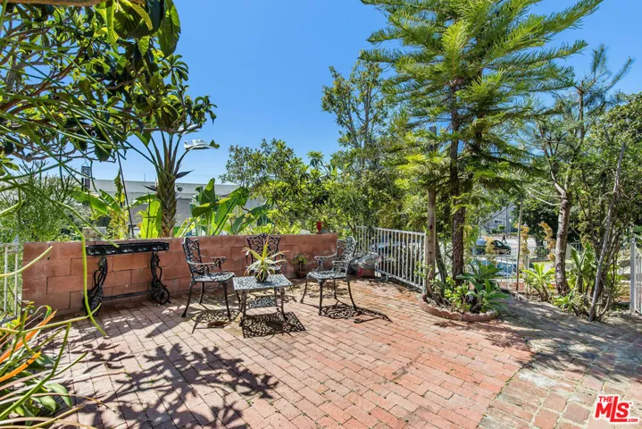 Front Patio - a lovely place for morning coffee!